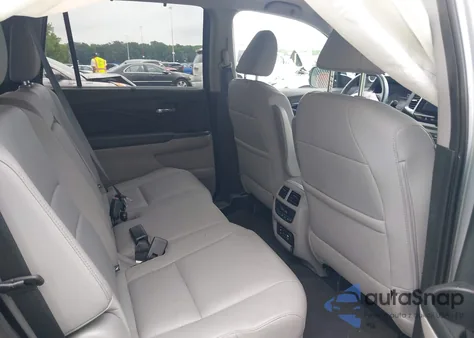 2016 Honda Pilot Touring from USA, damaged, VIN 5FNYF6H9XGB113604